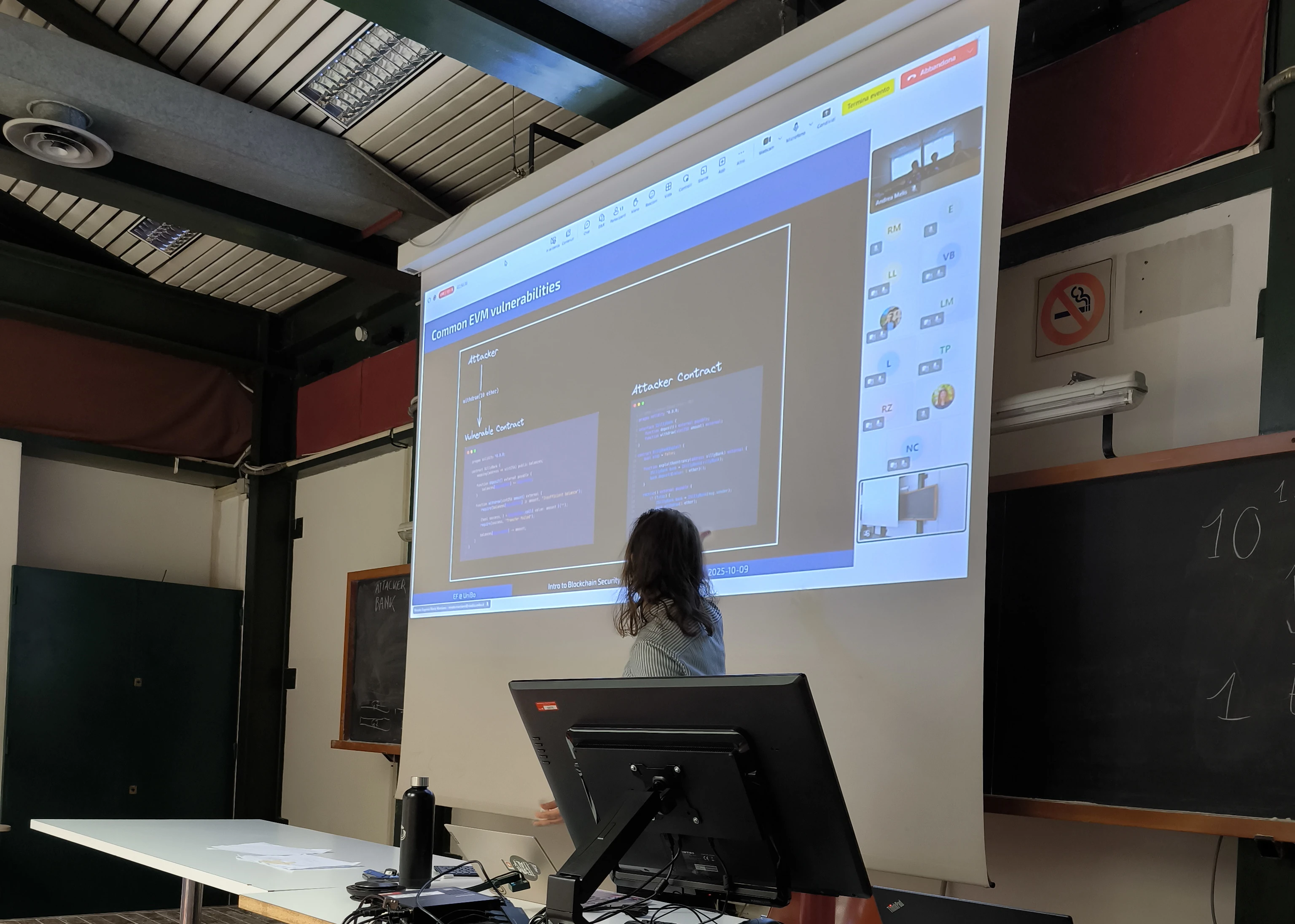 Renato explaining smart contract vulnerabilities
